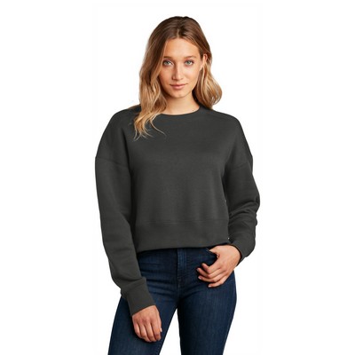 District Women's Perfect Weight Fleece Cropped Crew