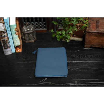 Pebble Calf Leather Large-Size Zippered Padfolio - Ocean Blue - Borlino