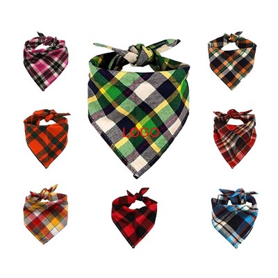 A flip-top checkered painted bib scarf