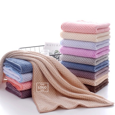 Pineapple Check Coral Velvet Bath Towel