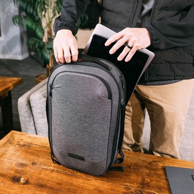 Nomatic Navigator Lite 15L Backpack