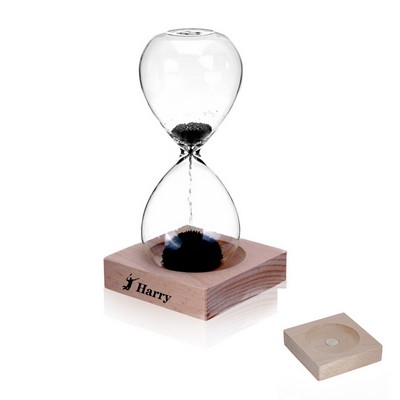 Magnetic Hourglass