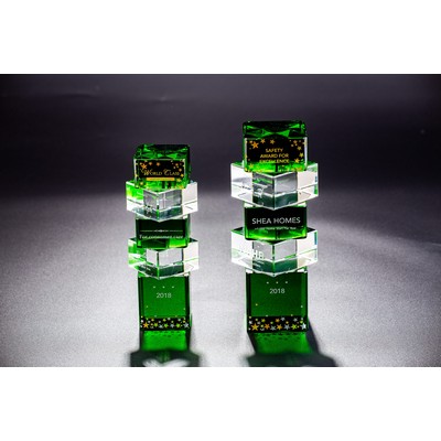 Twilear Crystal Green Award (2.4" x 2.4" x 7.9")