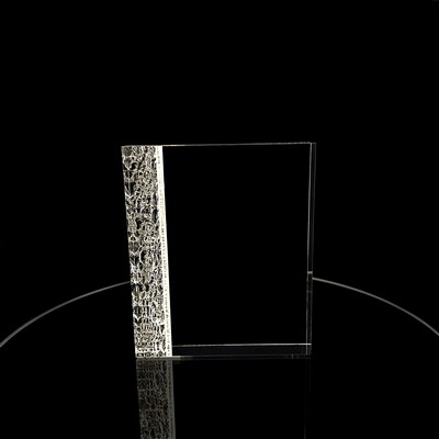 Chipped Edge Plaque Medium