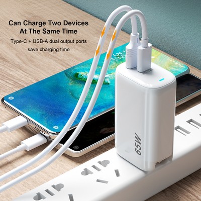 GaN 3-Port Power Adapter with Foldable Plug