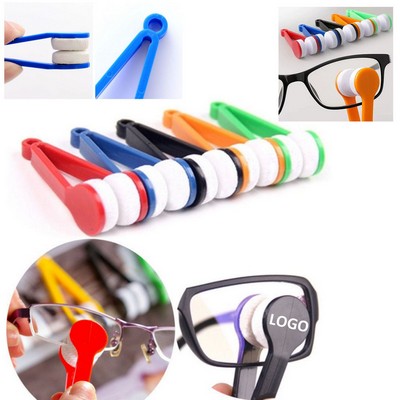 Eyeglass Cleaning Clip