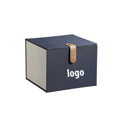 Compact Velcro-sealed Gift Box for Small Presents