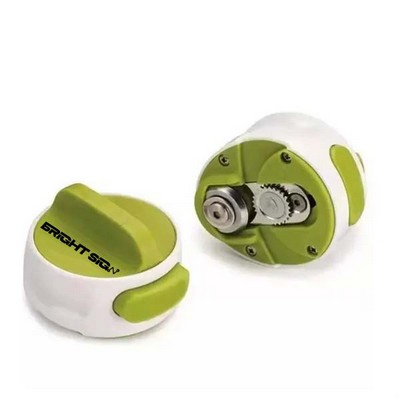 Space-Saving Twist Can Opener