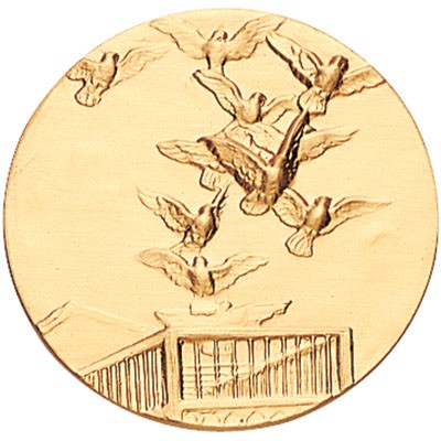 2" Pigeons Flying Stamped Medallion Insert Disc