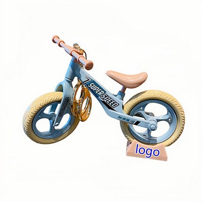 Movable Gliding Bicycle Keychain with Fun Design for Couples and Gifts