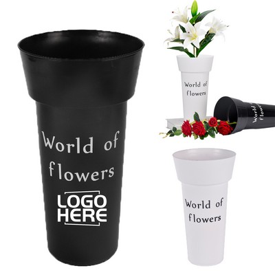 Round Plastic Flower Bucket With Smooth Edge Design