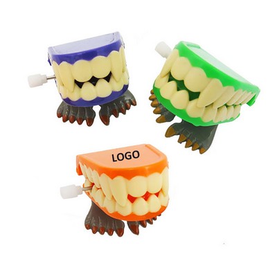 Wind-Up Chomping Teeth