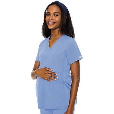 Med Couture - MC Touch - Women's 2-Pocket V-Neck Maternity Top