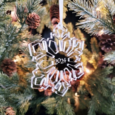 Custom Engraved Acrylic Classic Snowflake Ornament