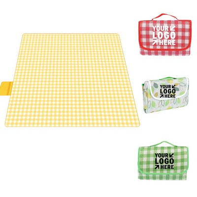 7.9"x11.2"x1.2" Folded Non-Woven Picnic Mat